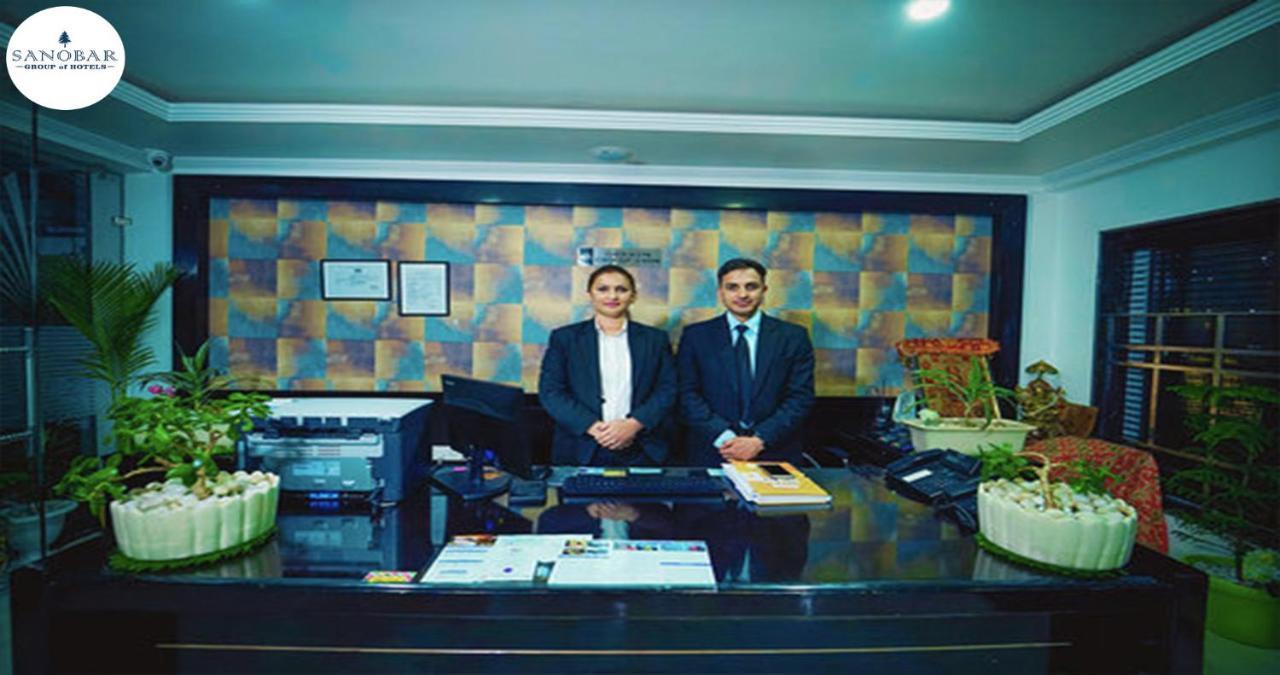 Hotel White Grand Shimla - In City Centre - A Centrally Ac Hotel Екстериор снимка