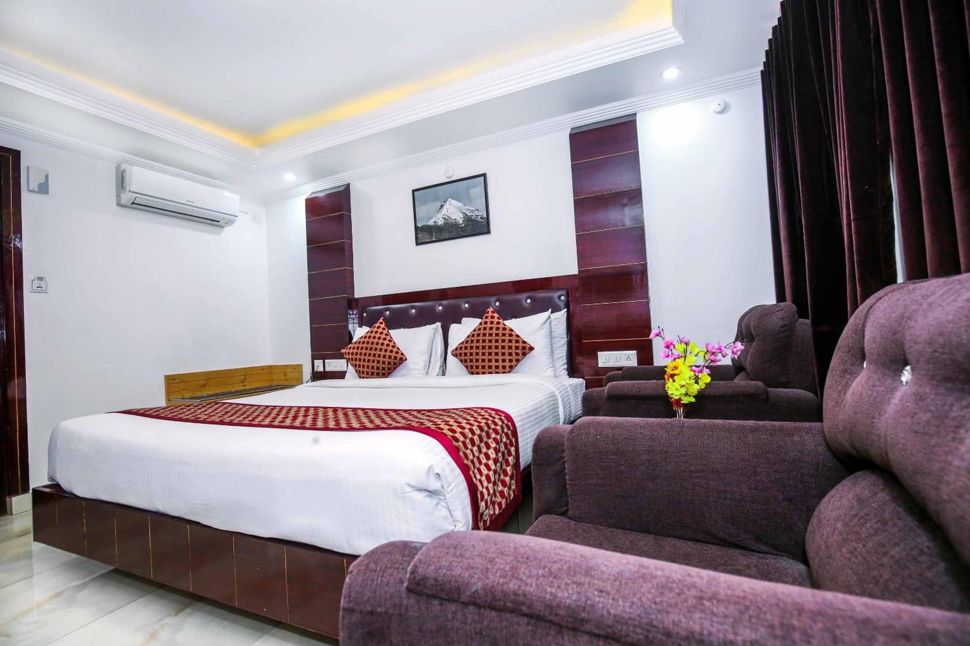 Hotel White Grand Shimla - In City Centre - A Centrally Ac Hotel Екстериор снимка