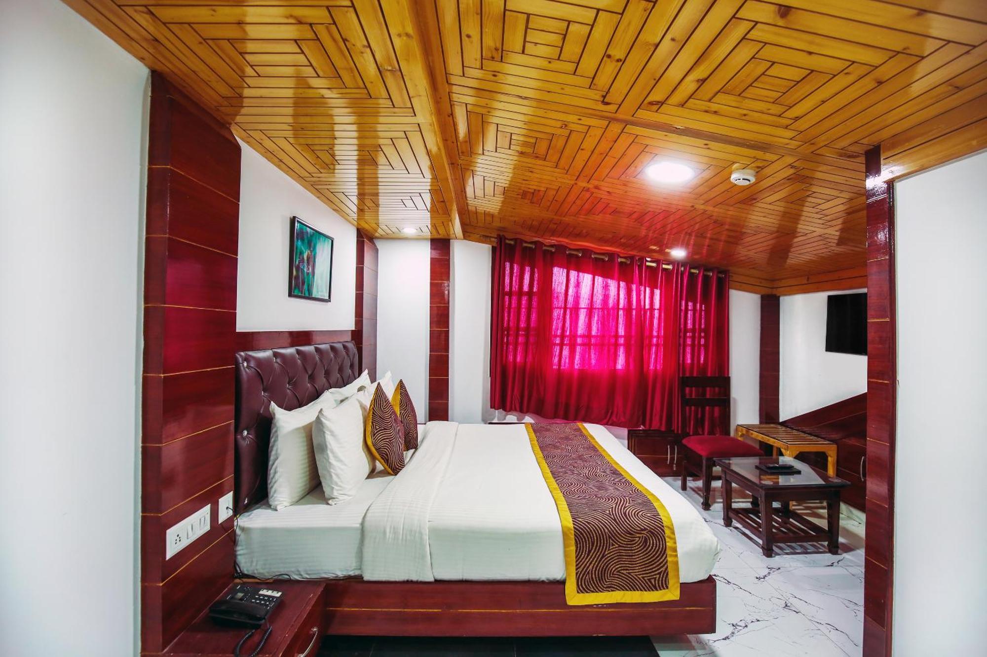 Hotel White Grand Shimla - In City Centre - A Centrally Ac Hotel Екстериор снимка