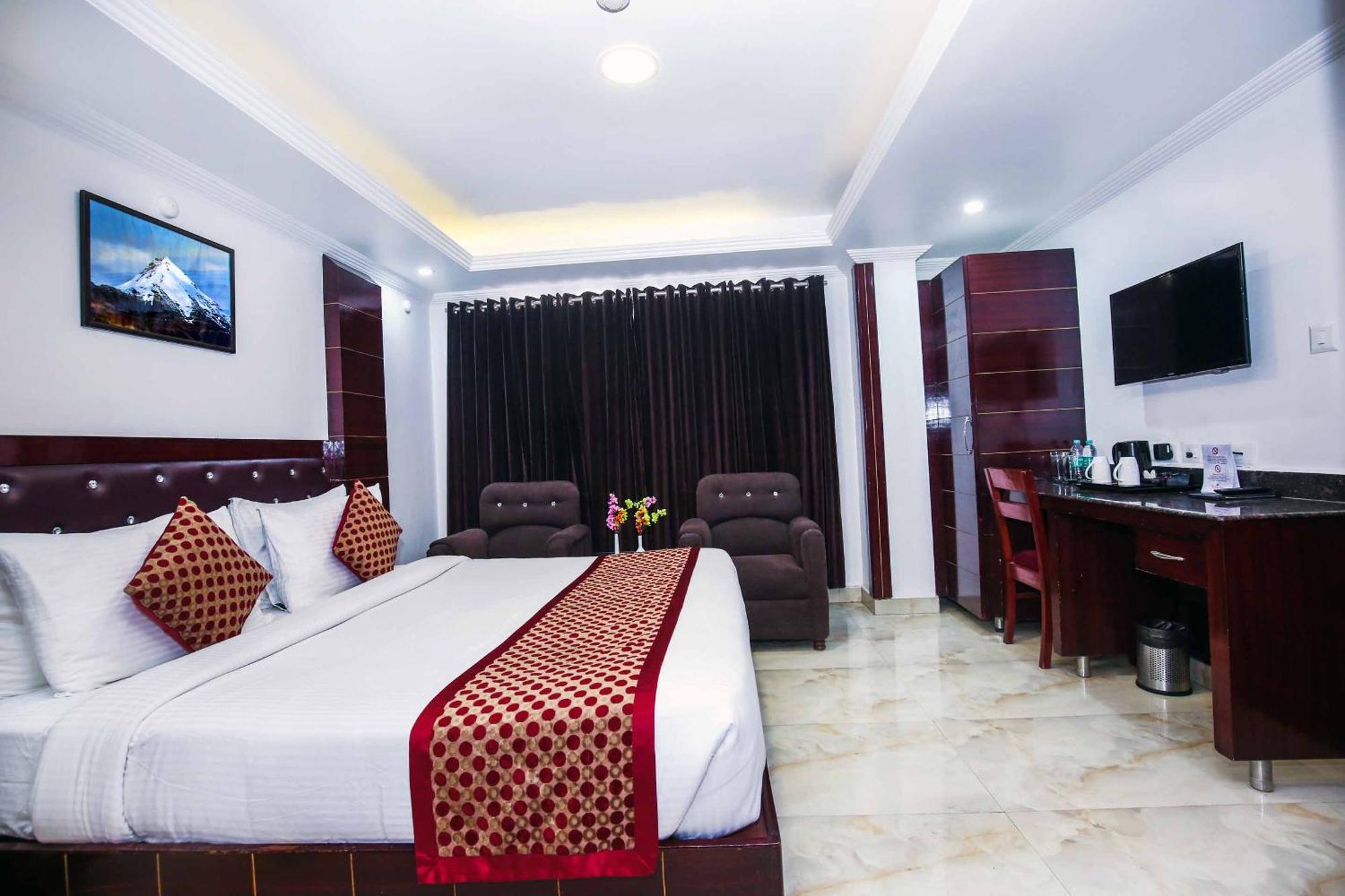 Hotel White Grand Shimla - In City Centre - A Centrally Ac Hotel Екстериор снимка