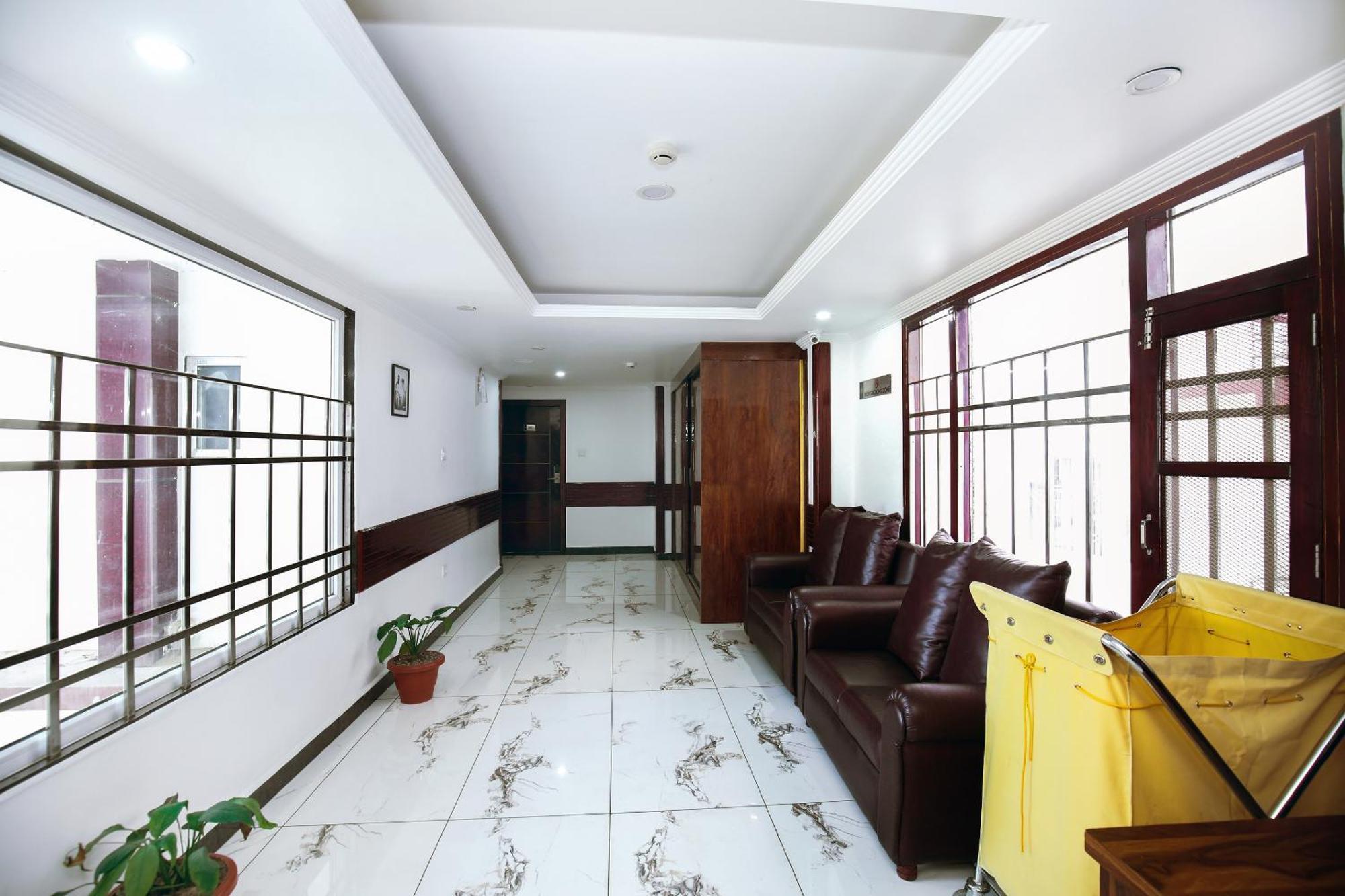 Hotel White Grand Shimla - In City Centre - A Centrally Ac Hotel Екстериор снимка