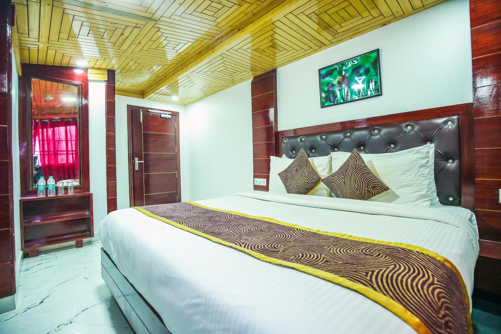 Hotel White Grand Shimla - In City Centre - A Centrally Ac Hotel Екстериор снимка