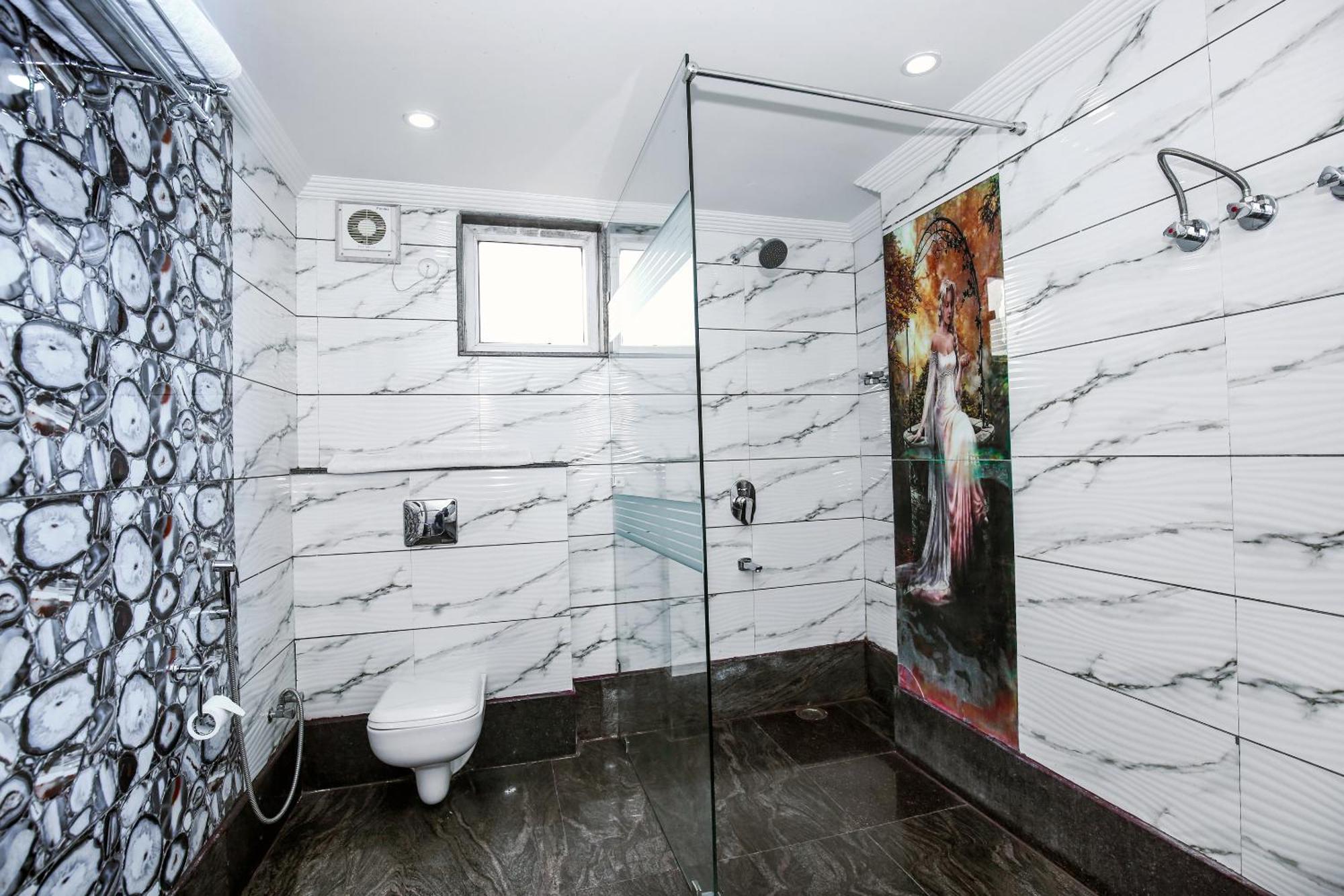 Hotel White Grand Shimla - In City Centre - A Centrally Ac Hotel Екстериор снимка